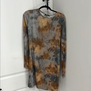 Tie-Dye Long Sleeve Dress